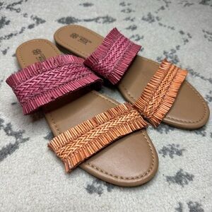 Beachy Boho Two Toned Grass Raffia Woven Fringe Colorful Summer Sandals Slides